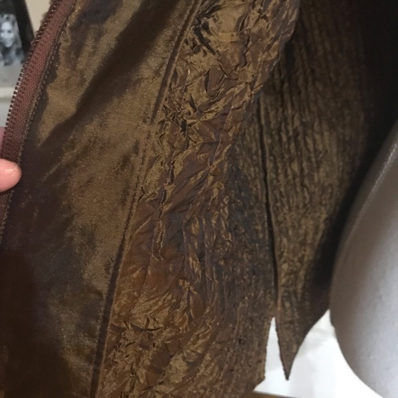 Vest - Picture 5 of 8